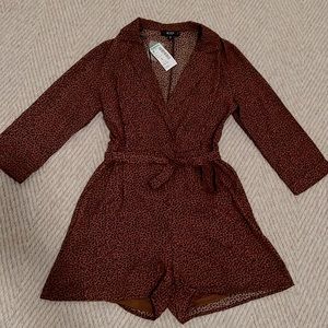 Papaya Leopard Romper. Size Small *Brand New*